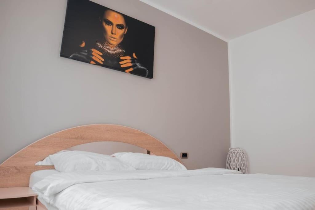Apartament Zona Coresi Mall Braşov Exterior foto