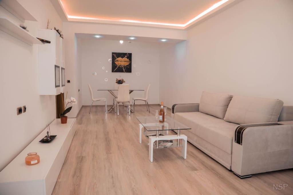 Apartament Zona Coresi Mall Braşov Exterior foto